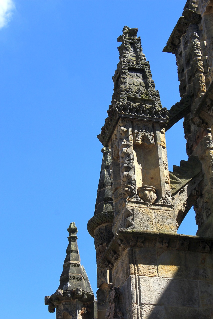rosslyn chapel gothic architecture scotland free photo