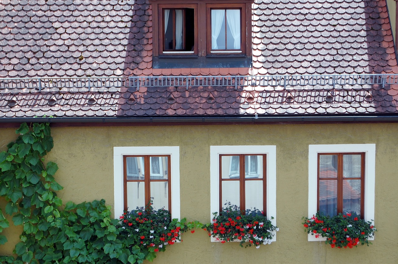 rothenburg  facade  window free photo