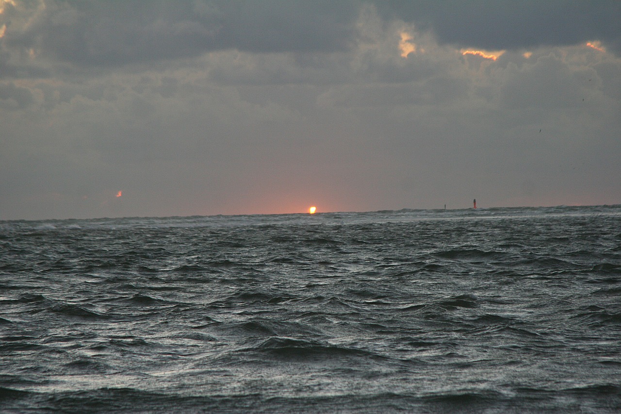 rough seas north sea borkum free photo