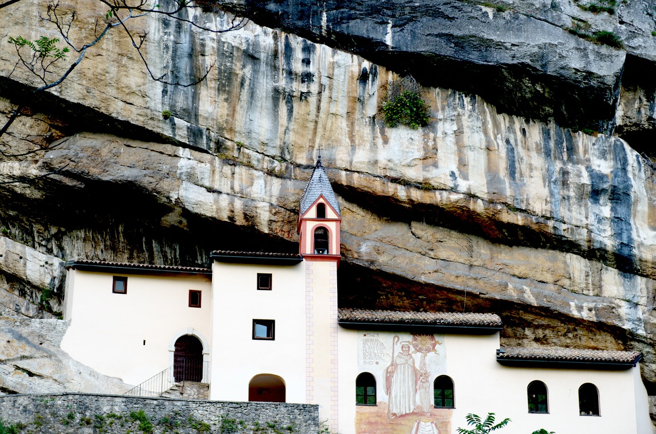 rovereto italy hermitage s free photo