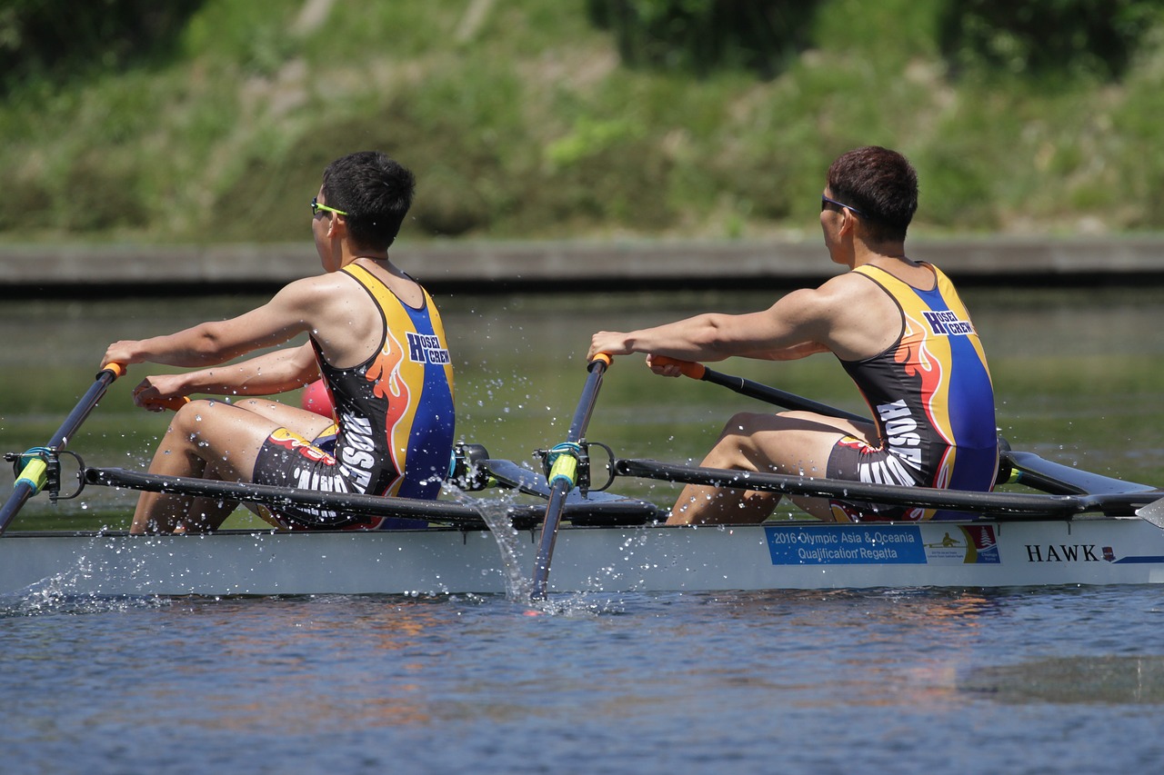 rowing  boat  water free photo