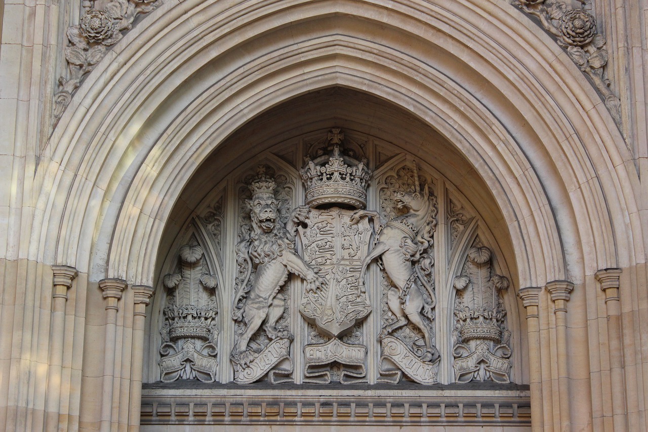 royal parliament coat of arms free photo