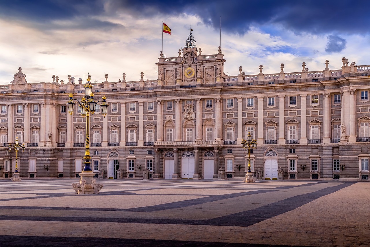 royal  palace  spain free photo