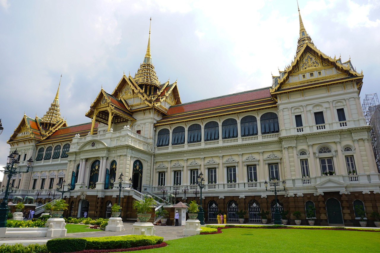 royal  palace  thailand free photo