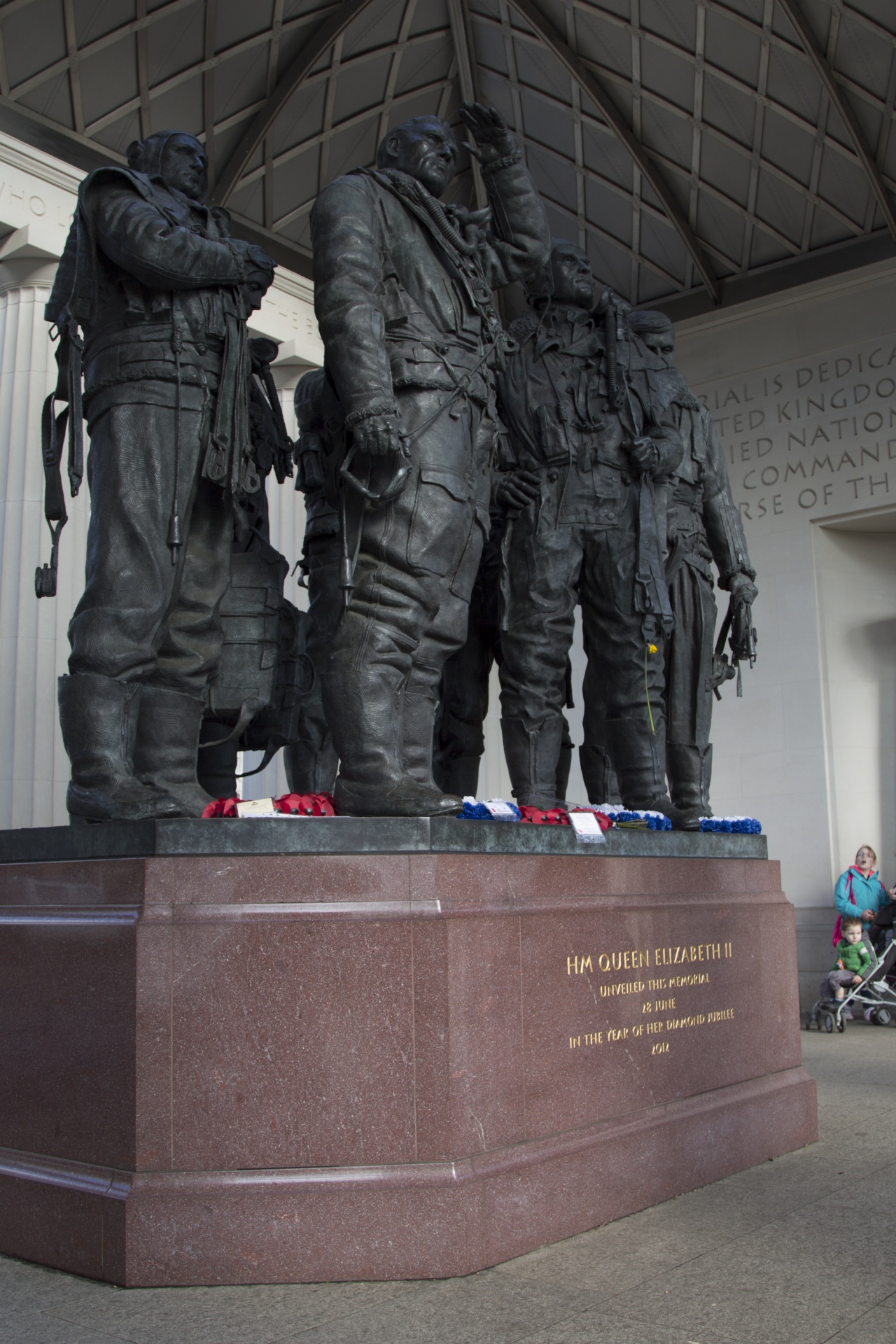 servicemen memorial outdoor free photo