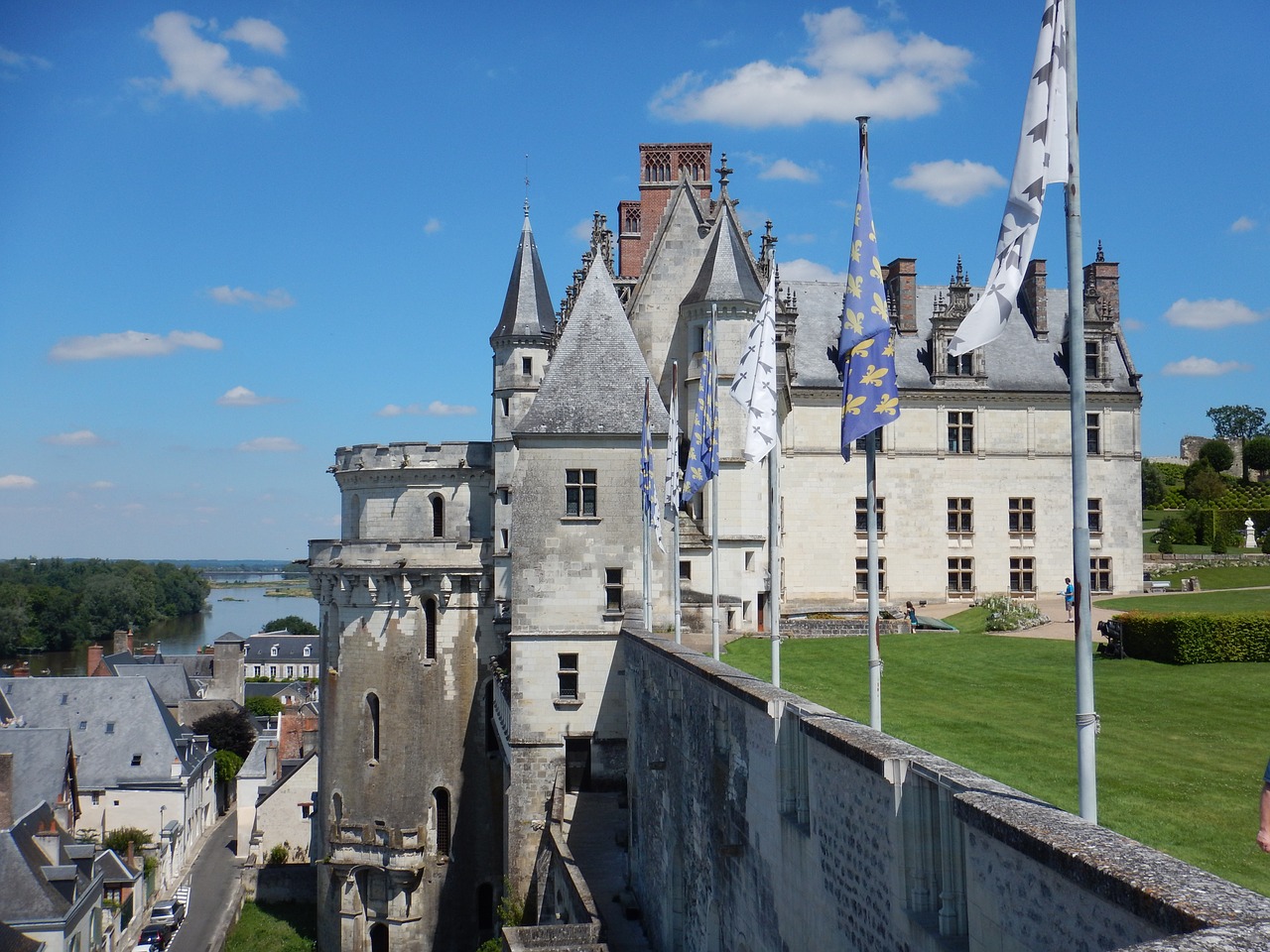 royal château of amboise castle amboise free photo