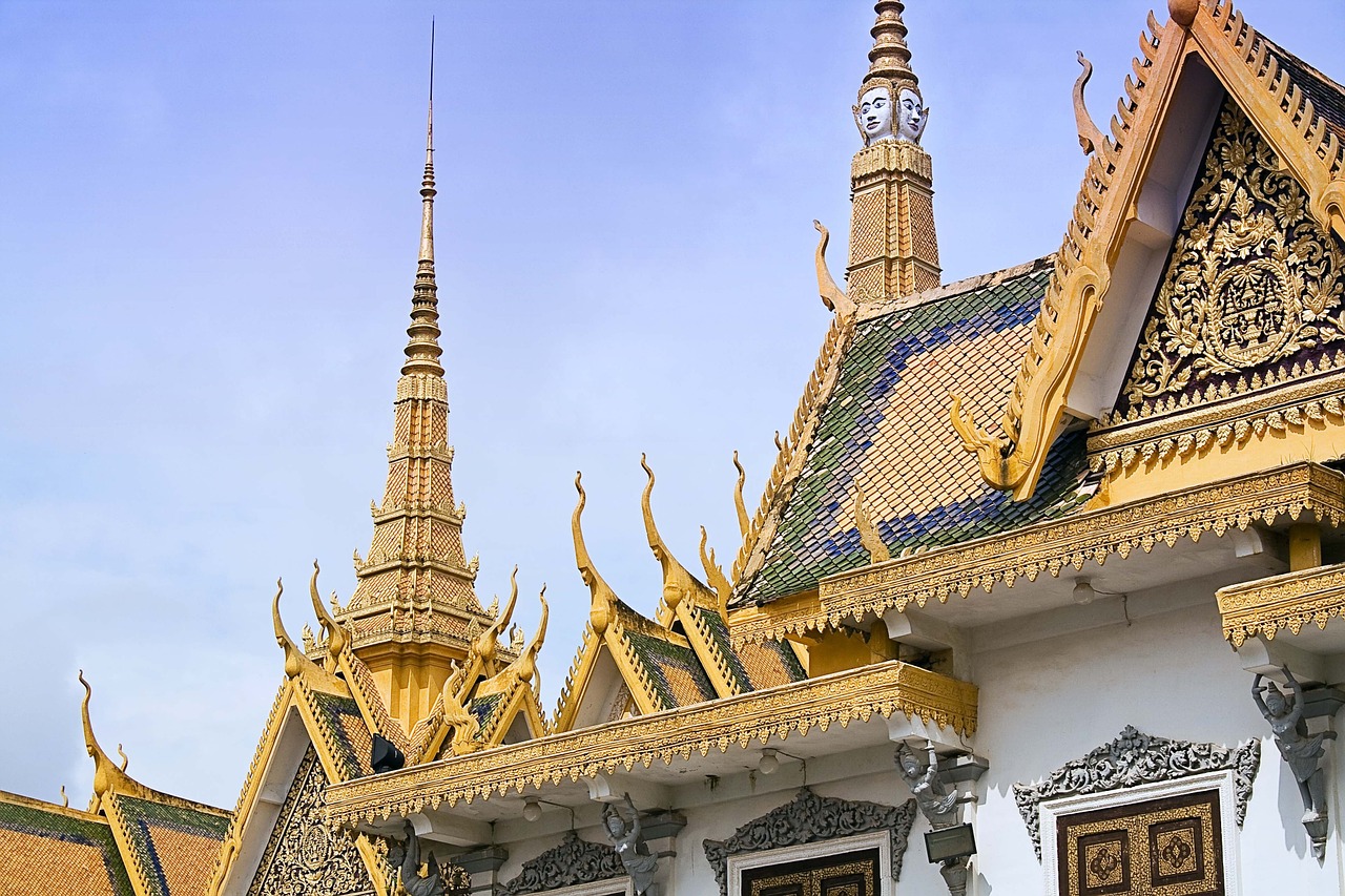 royal palace phnom penh cambodia free photo