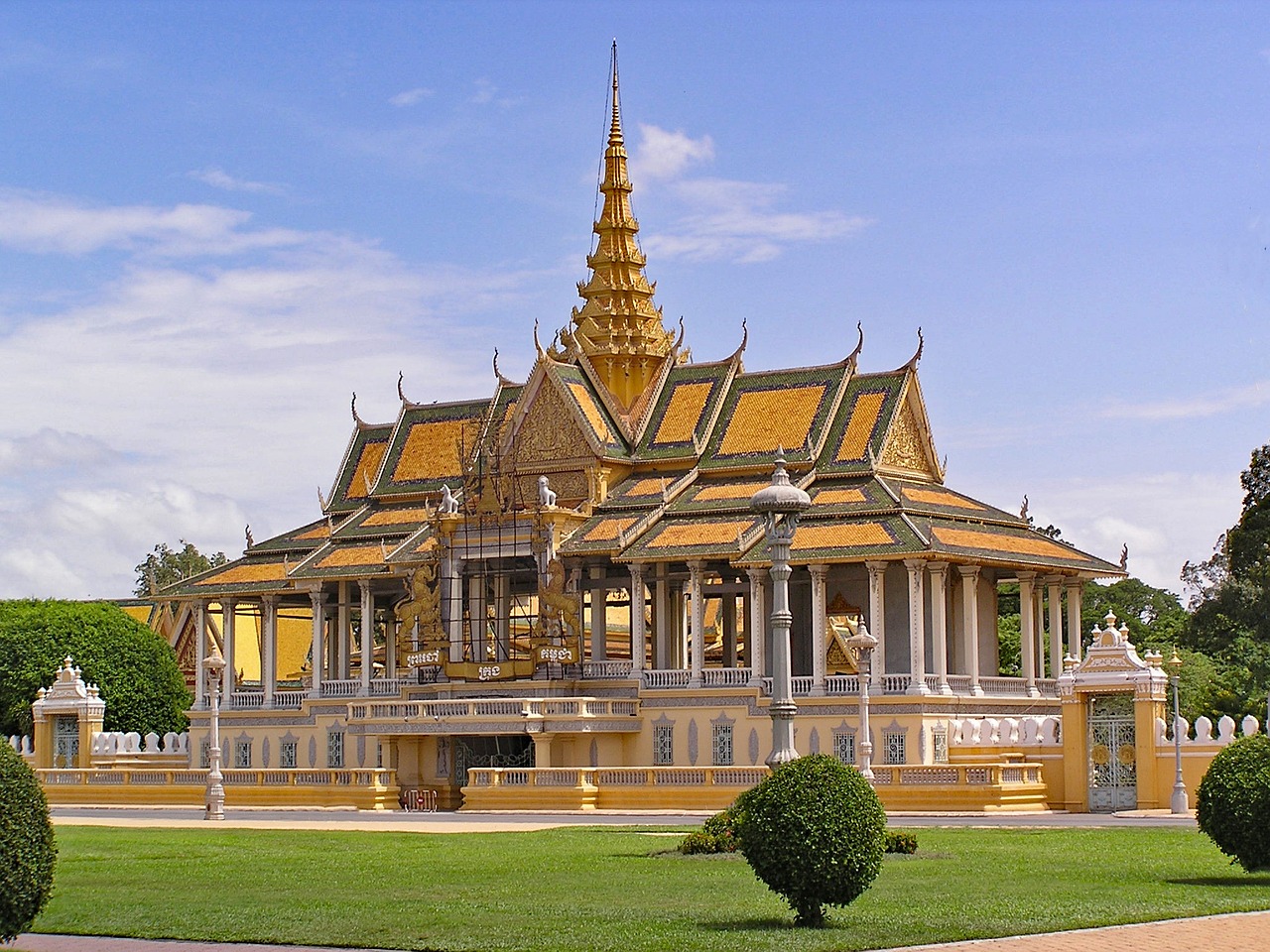 royal palace silver pagoda phnom penh cambodia free photo