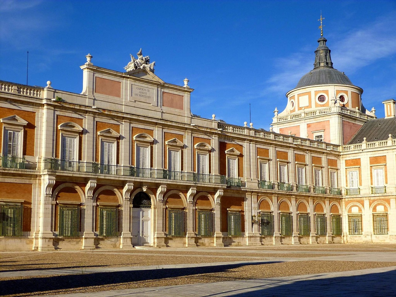 royal palace aranjuez spain free photo