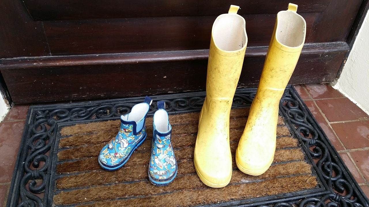 rubber boots children sand beach free photo