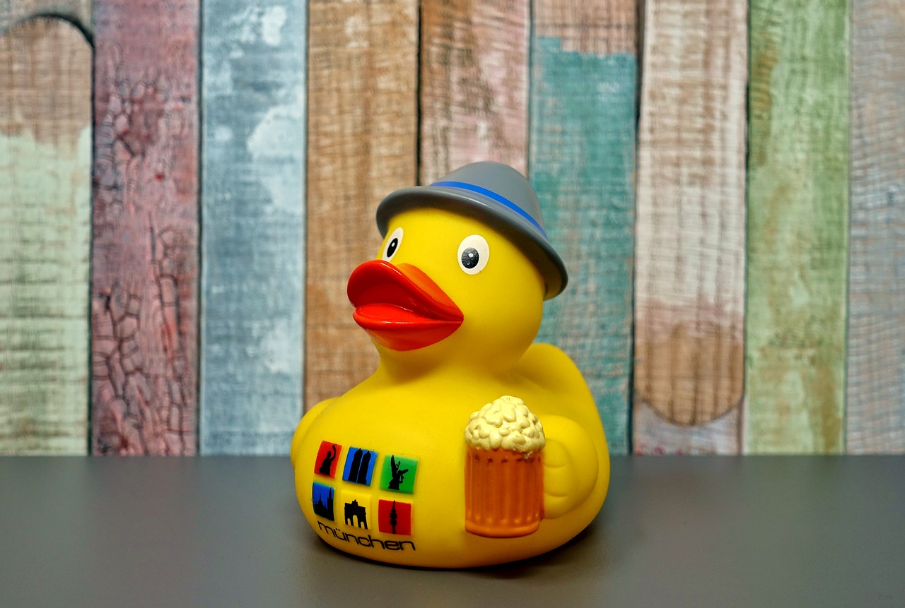 rubber duck  toys  bath duck free photo