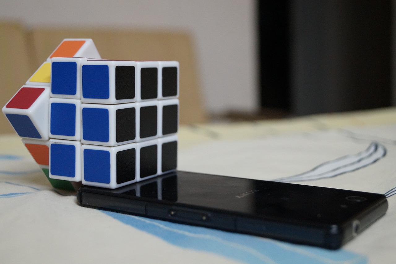 rubik cube puzzle game free photo