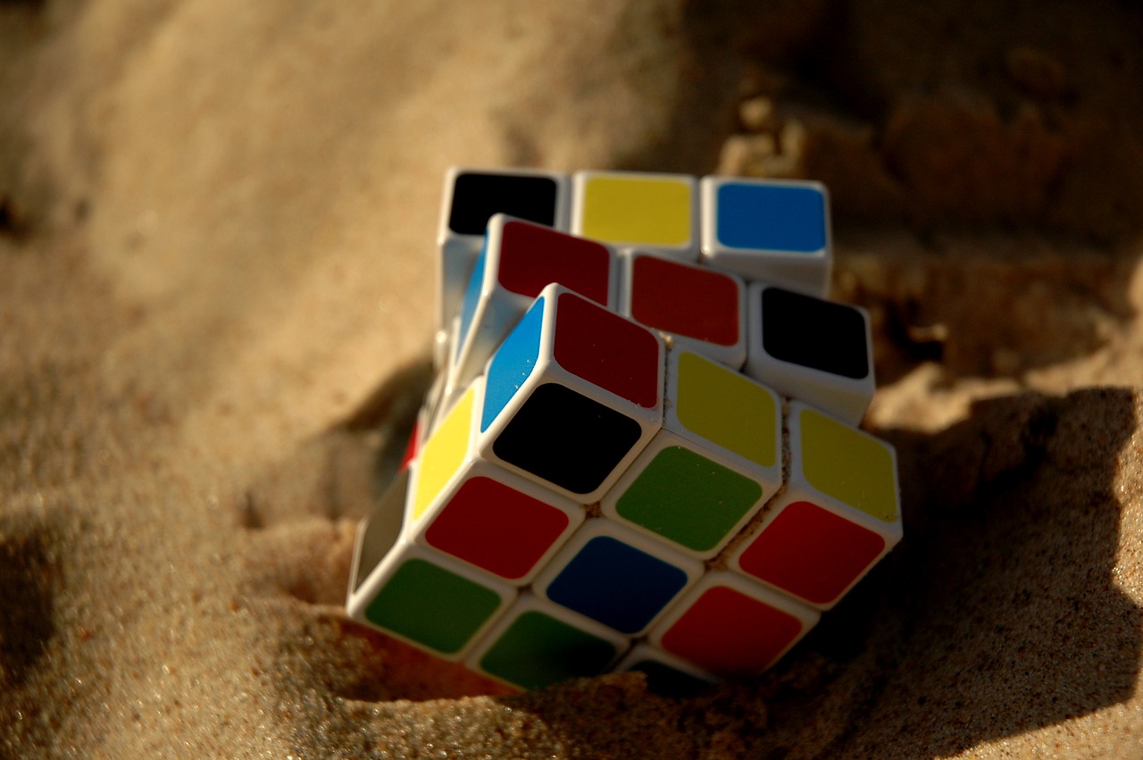 rubik cube game sand free photo