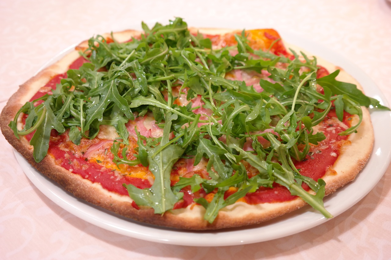 rucola pizza pizza eat free photo