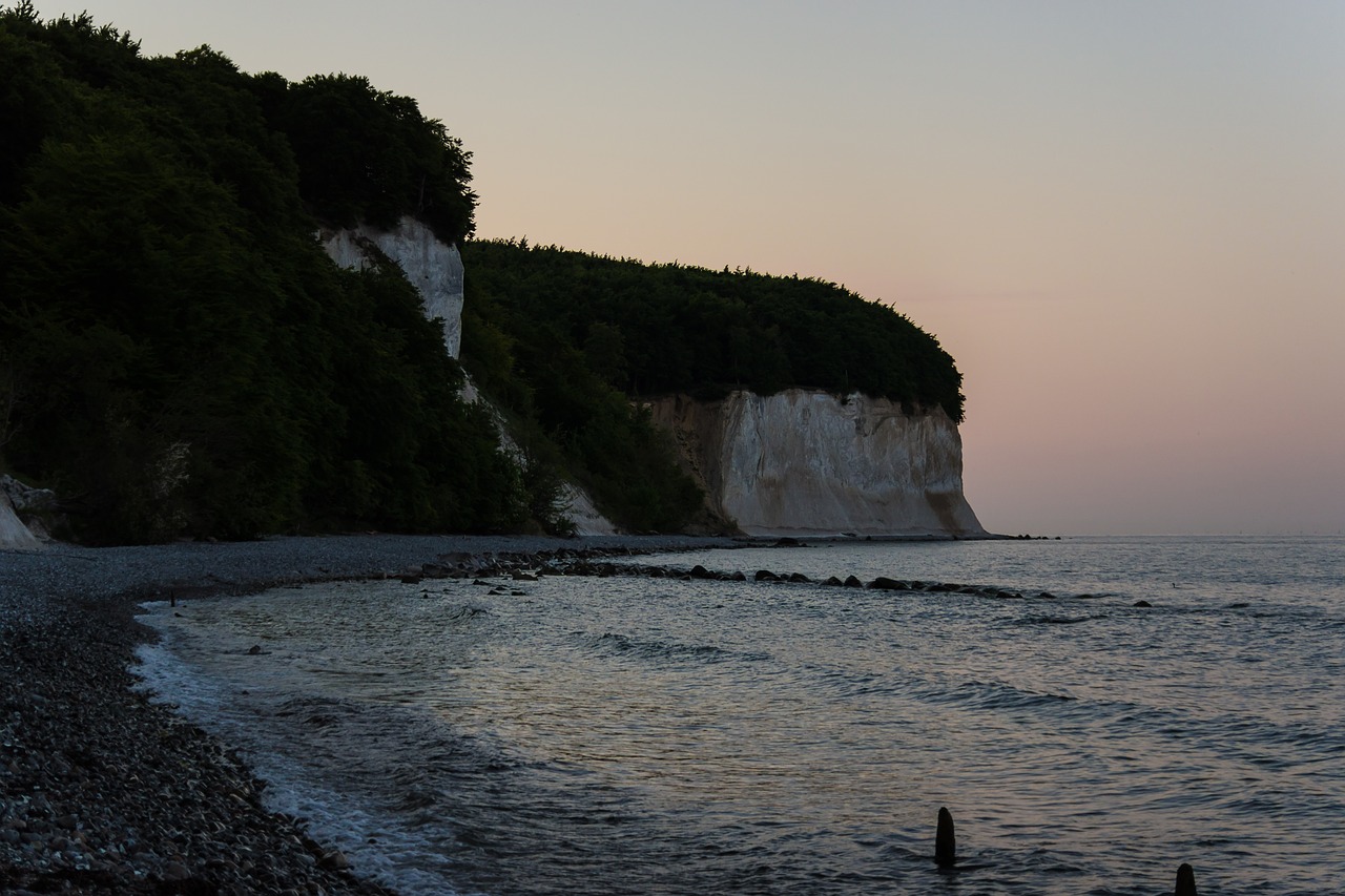 rügen  white cliffs  abendstimmung free photo