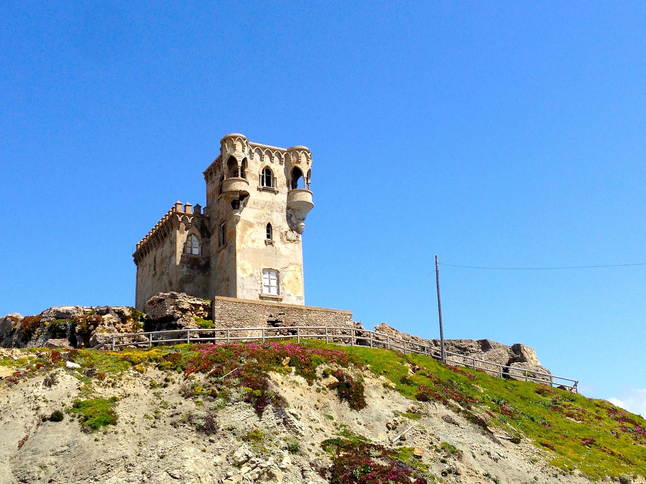 ruin tower old free photo