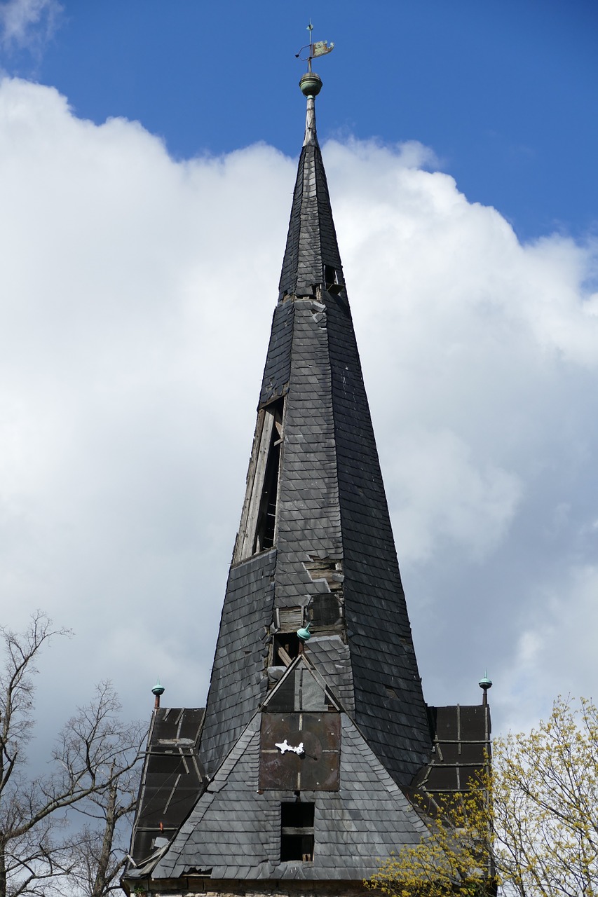 ruin decay church free photo