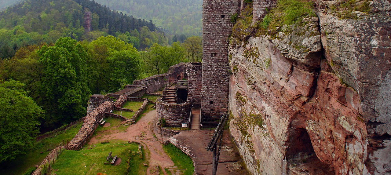 ruin castle heritage free photo