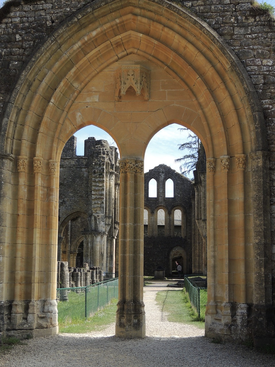ruin abbey monastery free photo