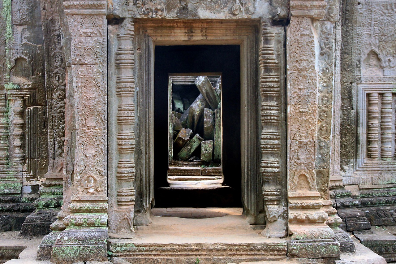 ruin  angkor wat  khmer free photo