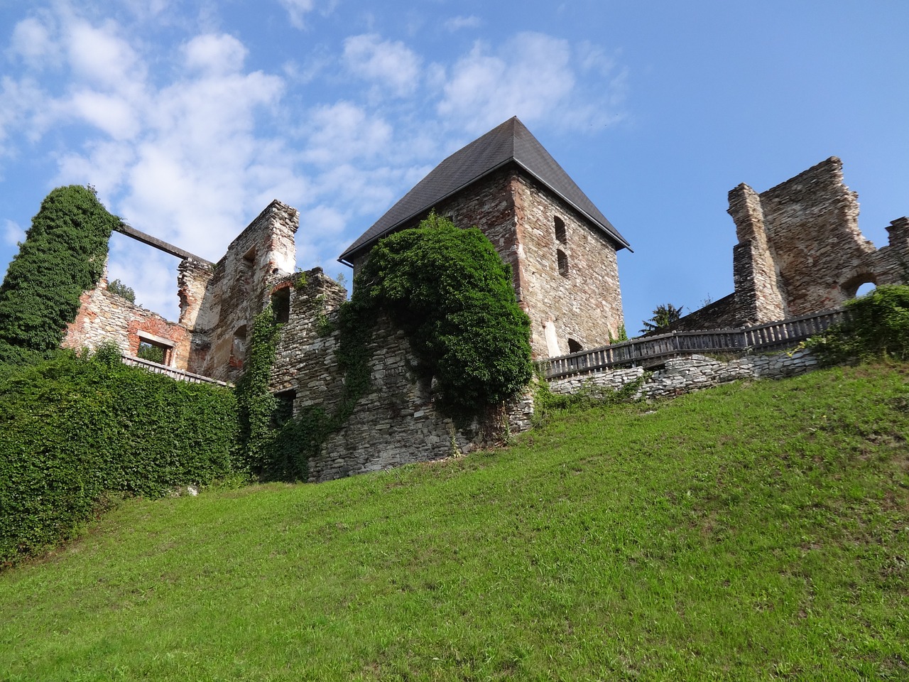 ruin austria castle free photo