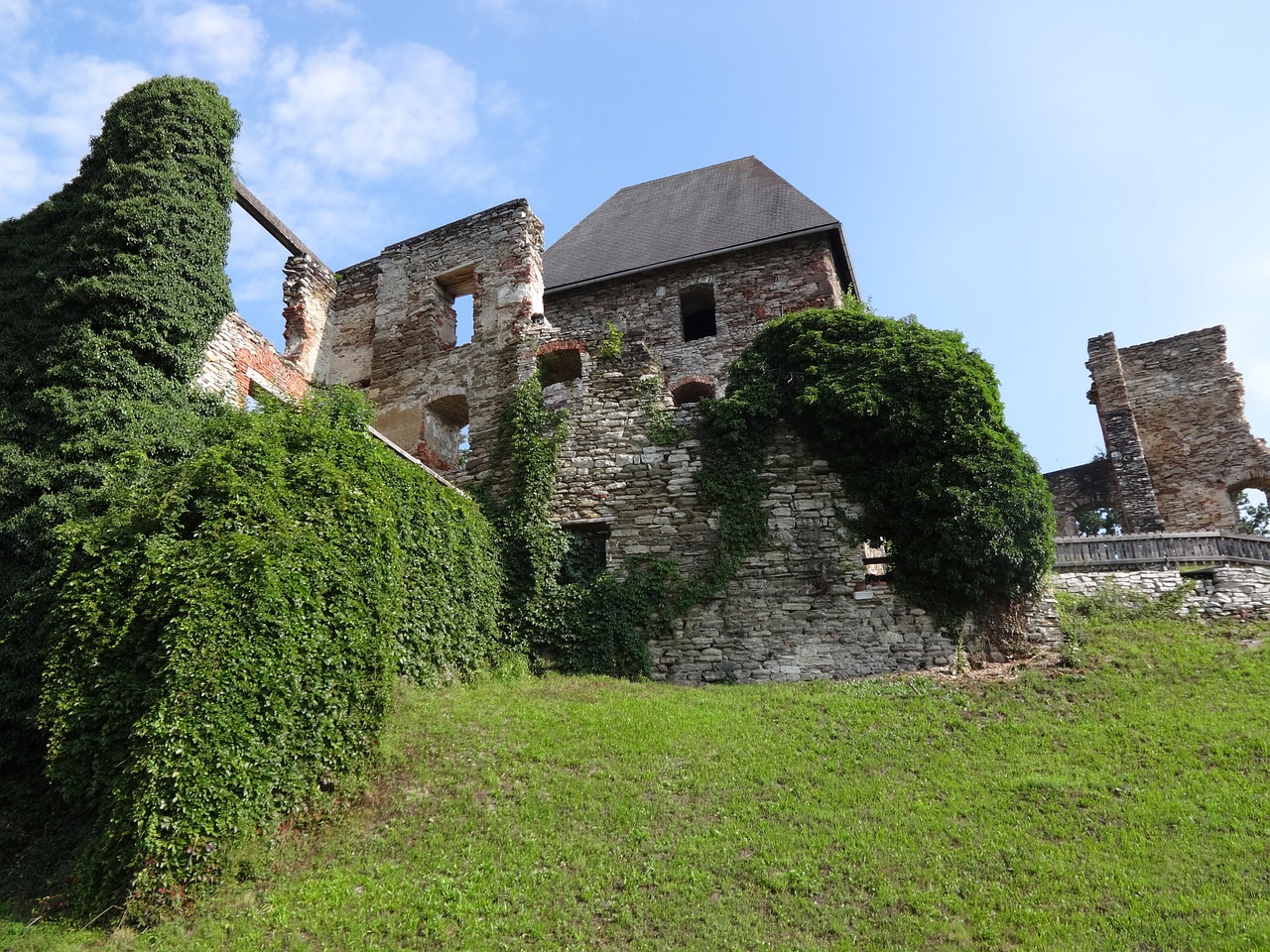 ruin austria castle free photo