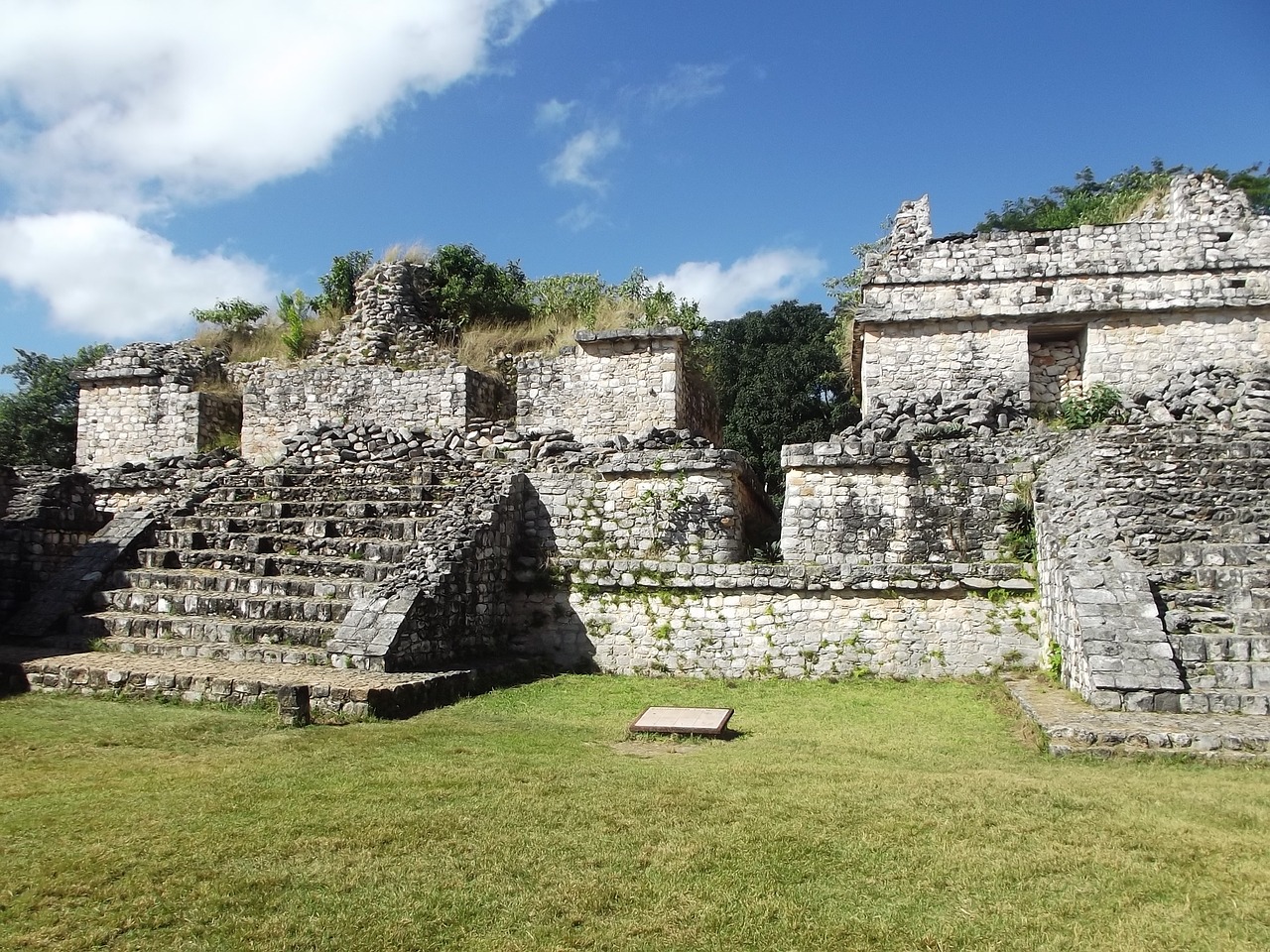 ruins maya ek'balam free photo