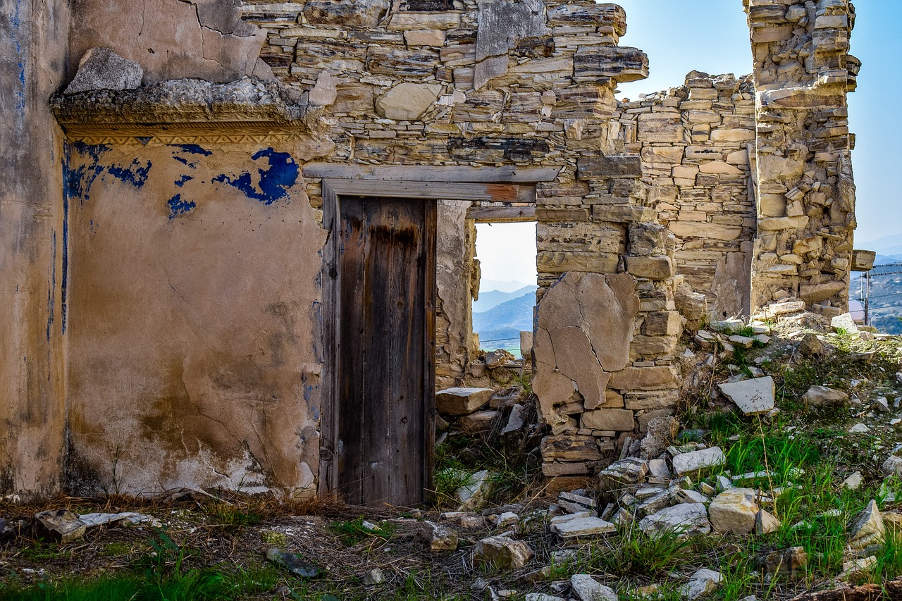 ruins house damaged free photo