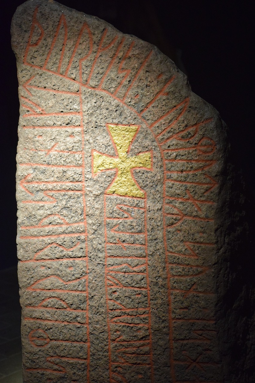 rune stone stele free photo