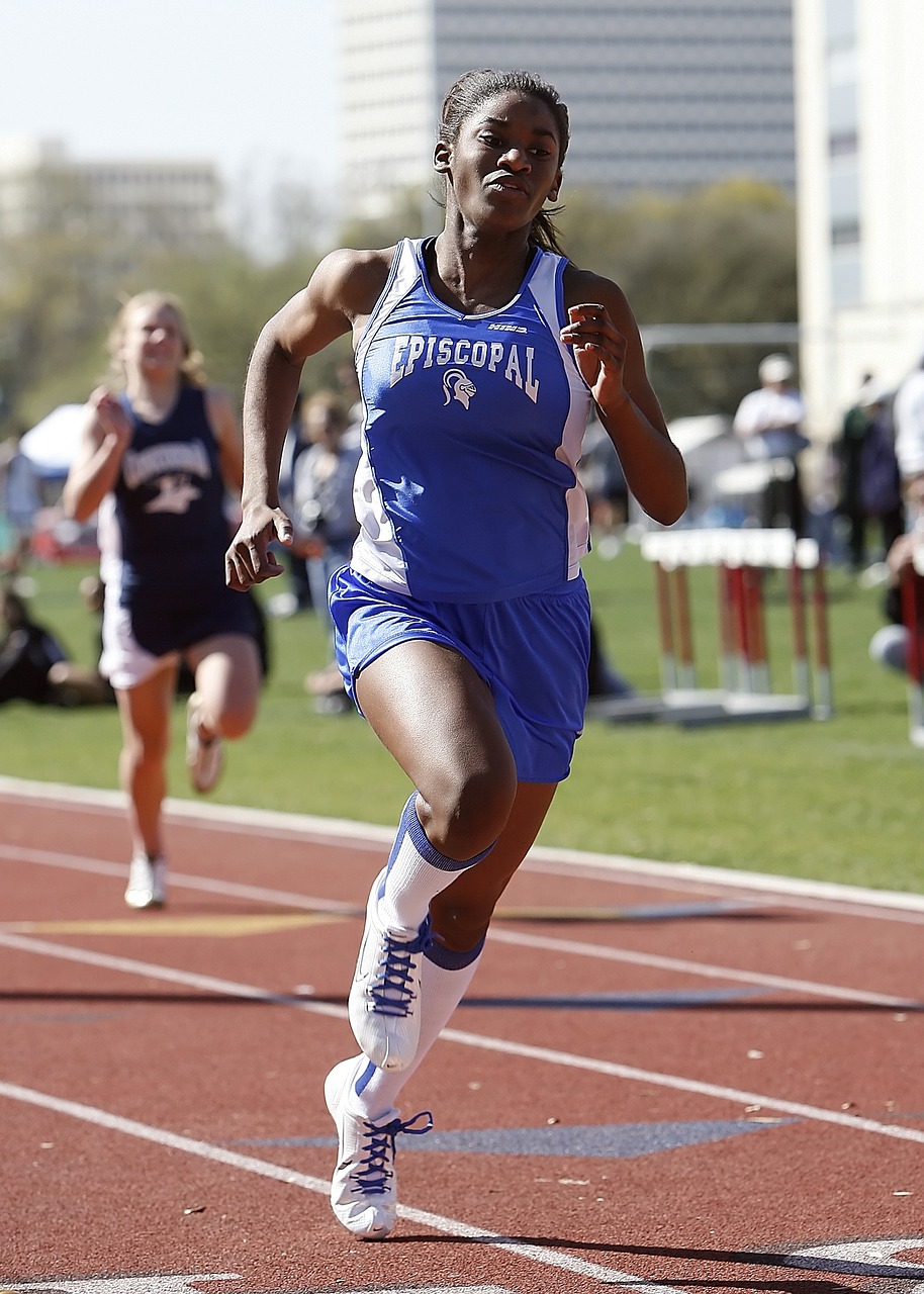 runner sprinter female free photo