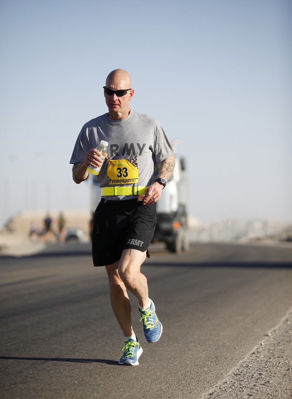 runner race competition free photo