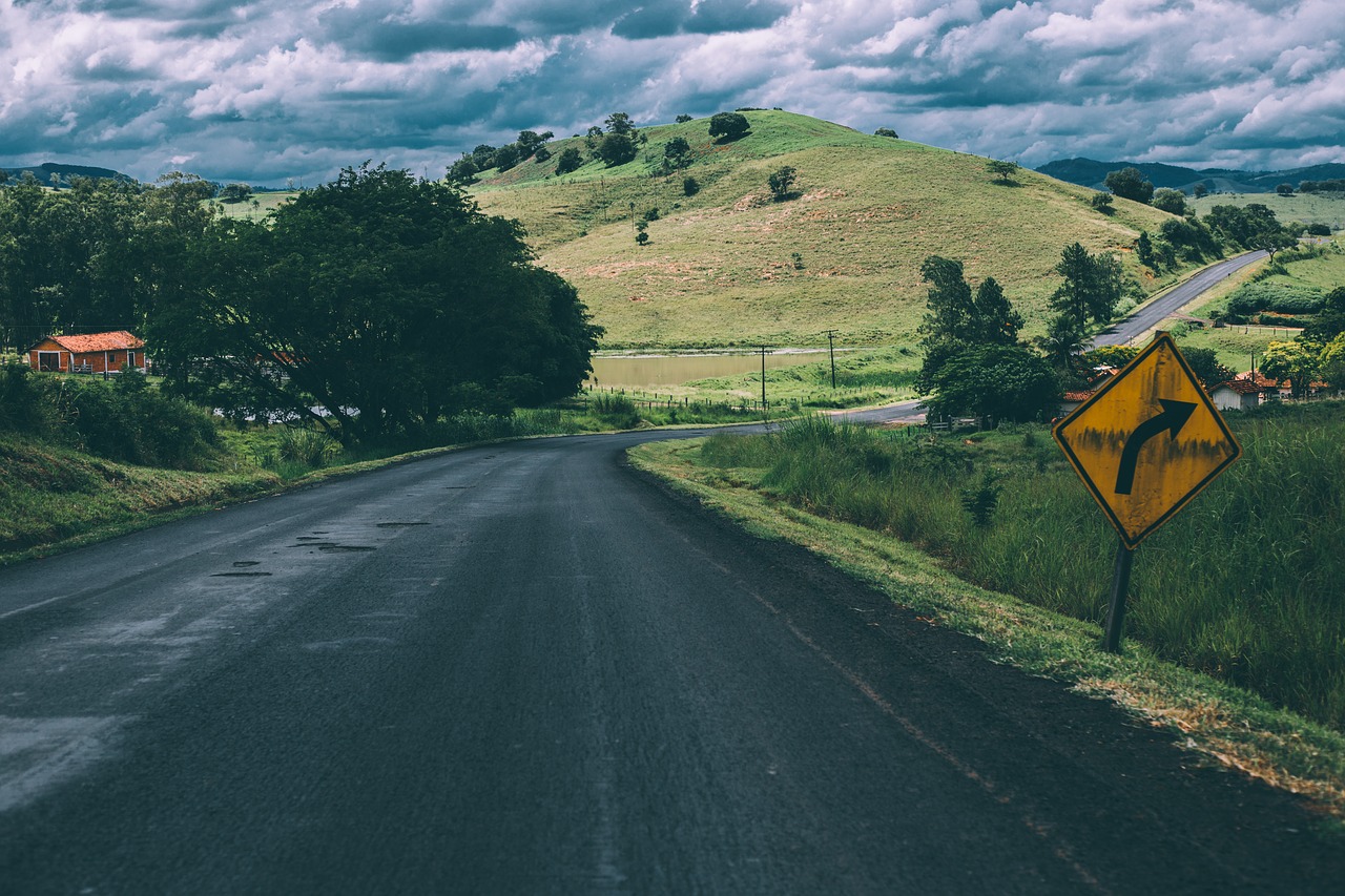 rural road countryside free photo