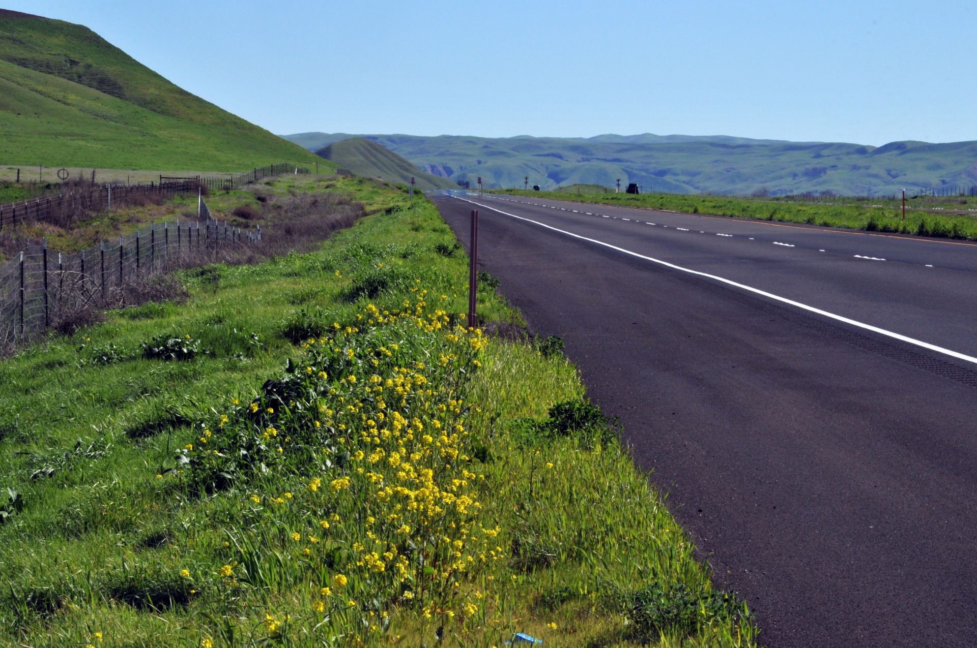 highway road infinity free photo