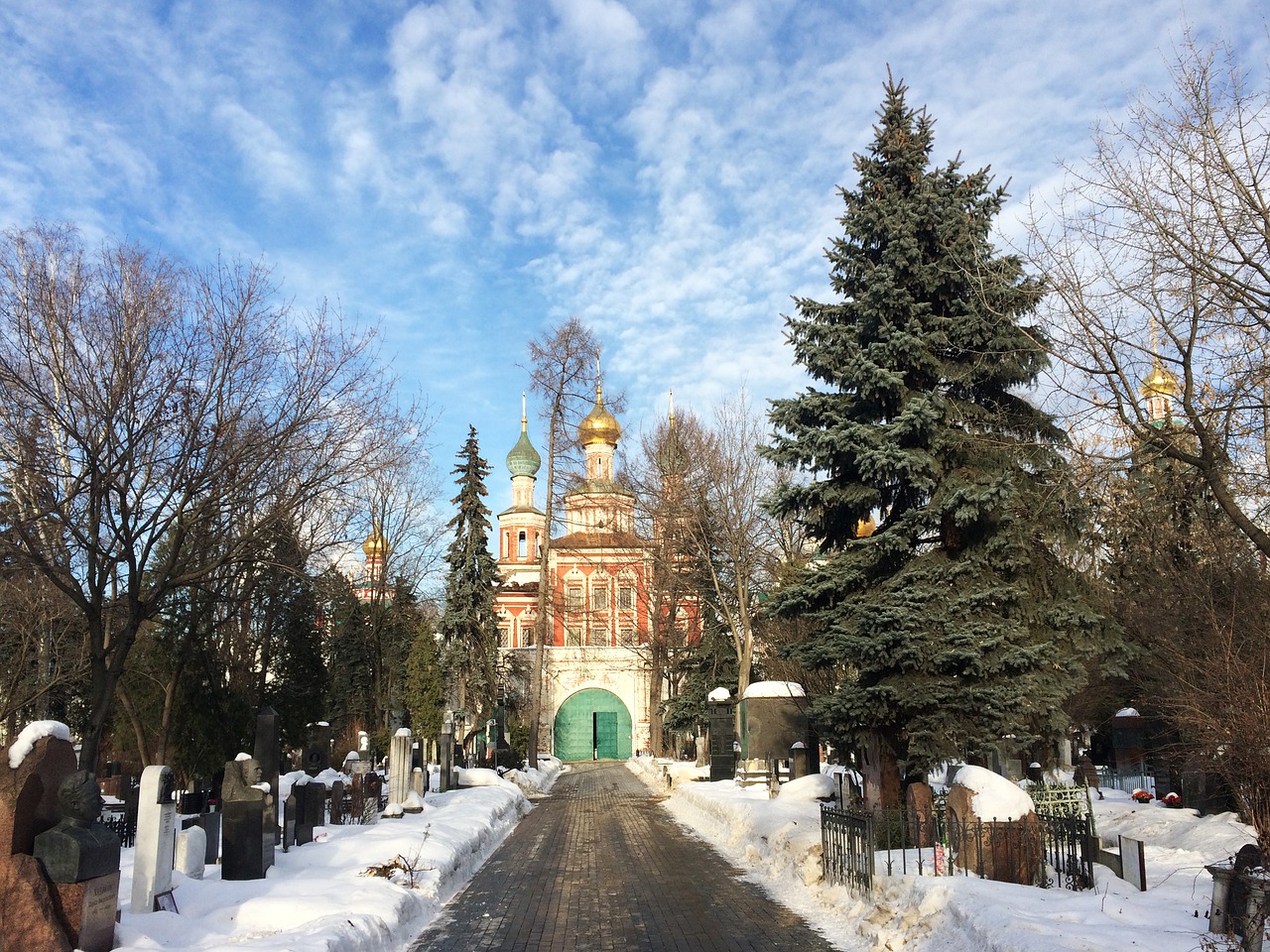 russia moscow onion domes free photo