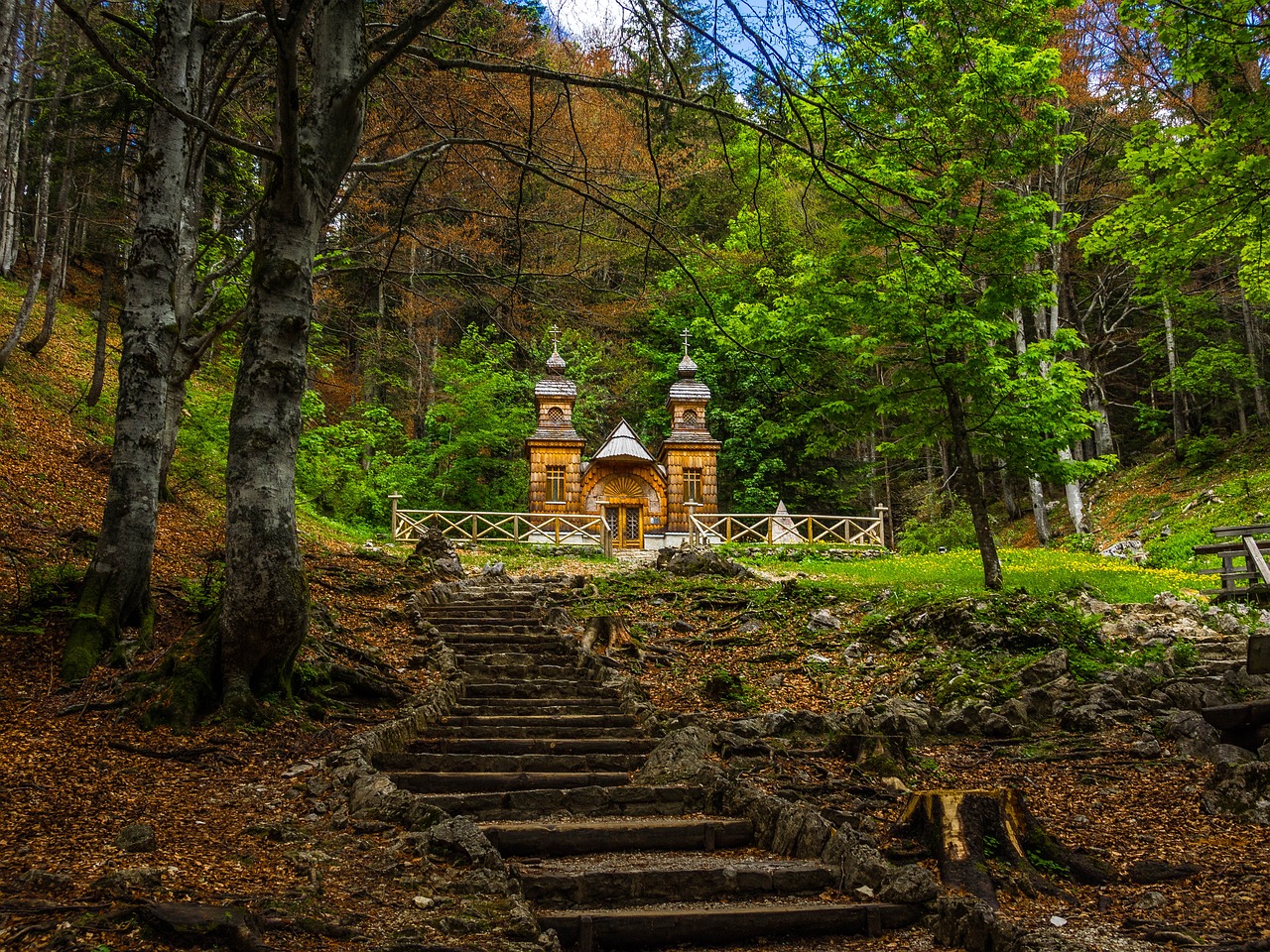 russian chapel vrsic pass slovenia free photo