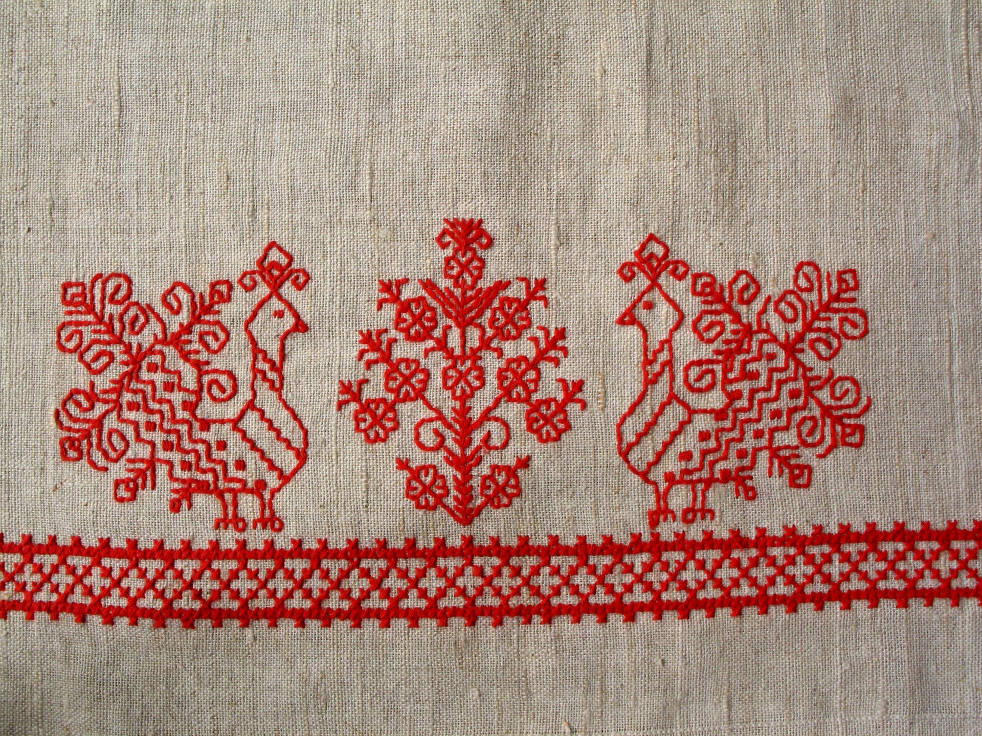 Artists Map Russia's Regions in Folk Embroidery - The Moscow Times