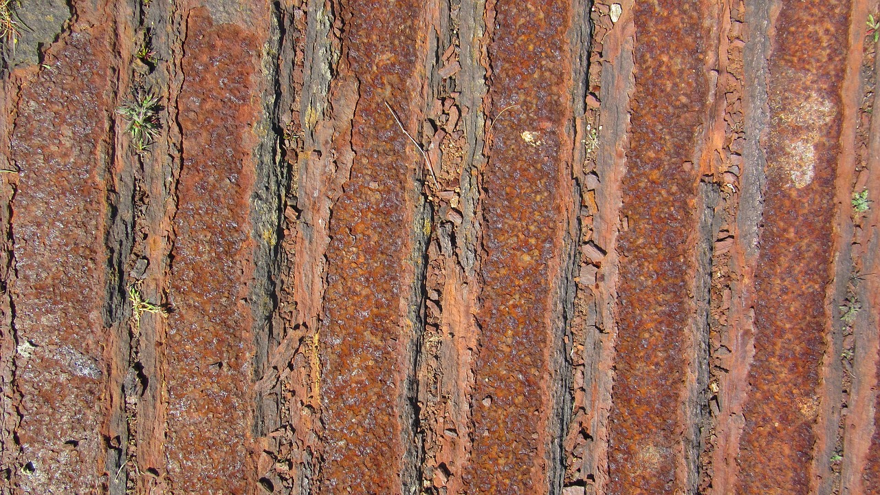 rust texture soil free photo