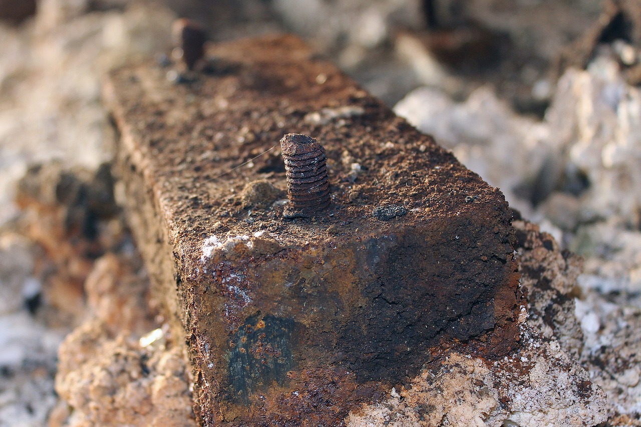rust iron screw free photo