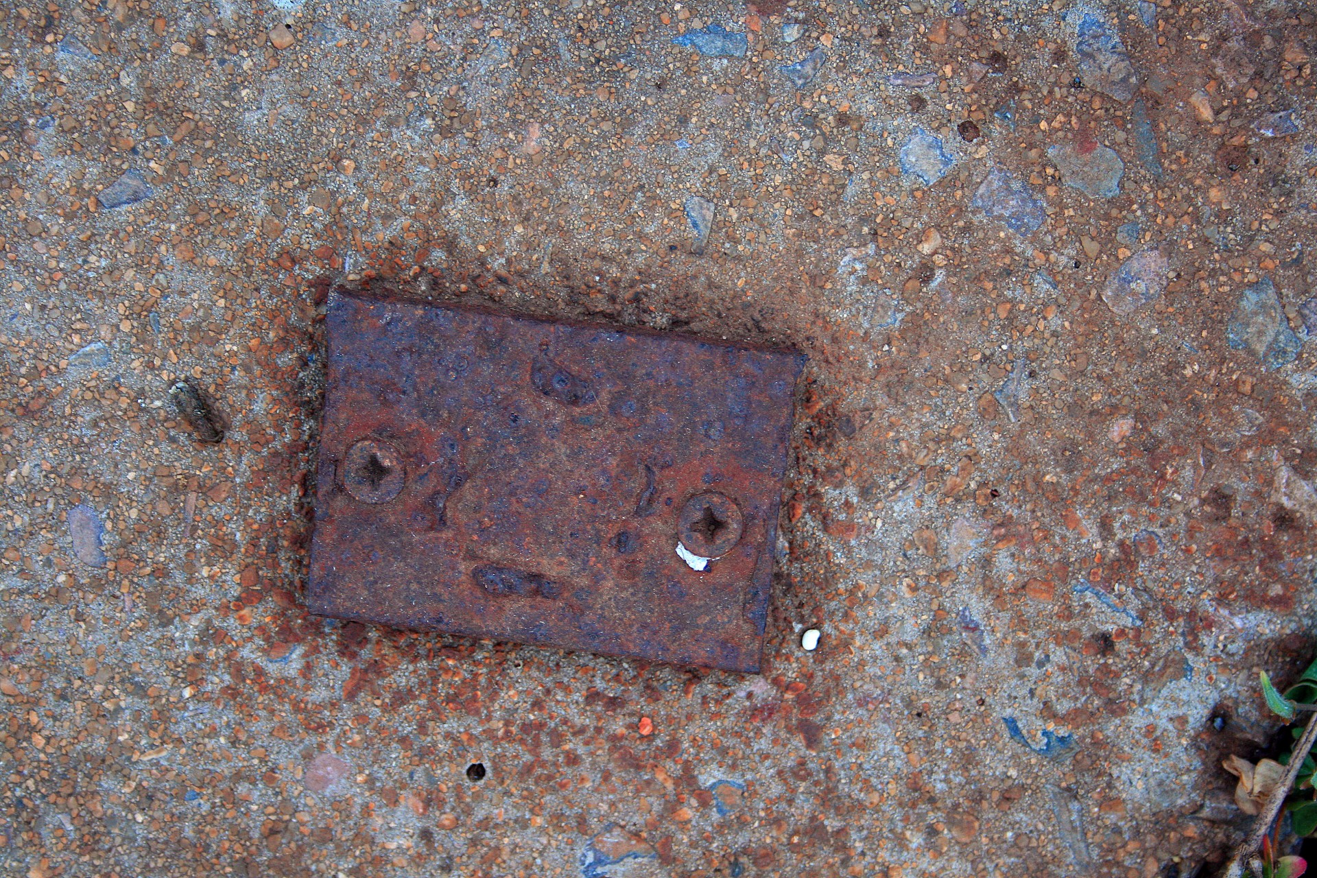 plate iron bolted free photo