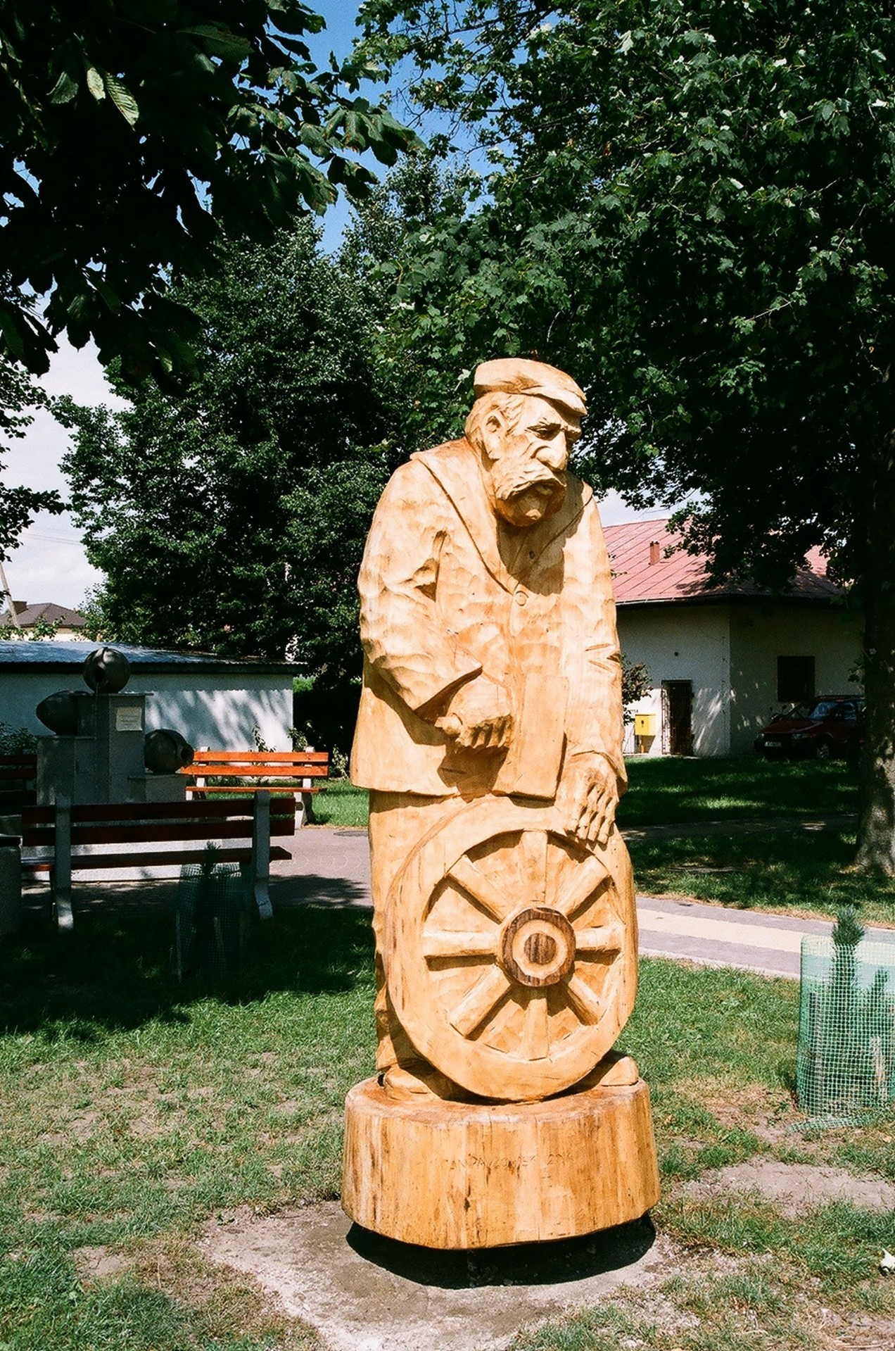 sculpture pawlow lublin free photo