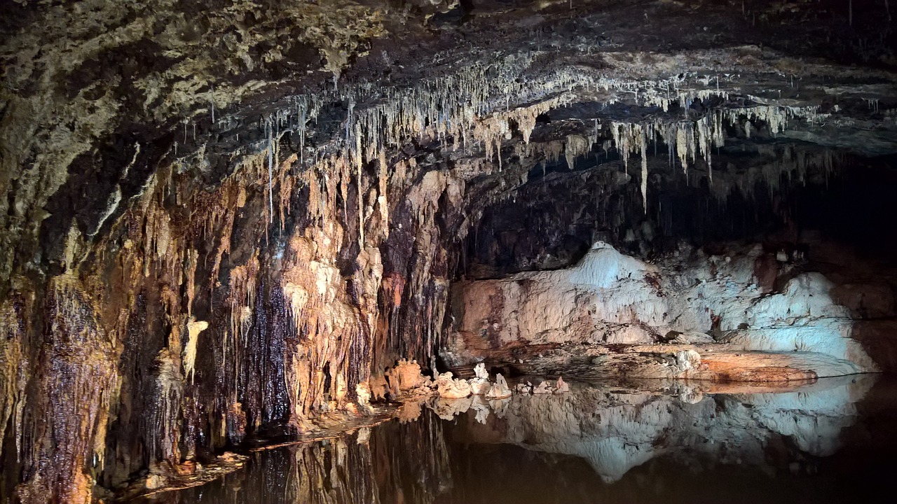 saalfeld feengrotten mine free photo