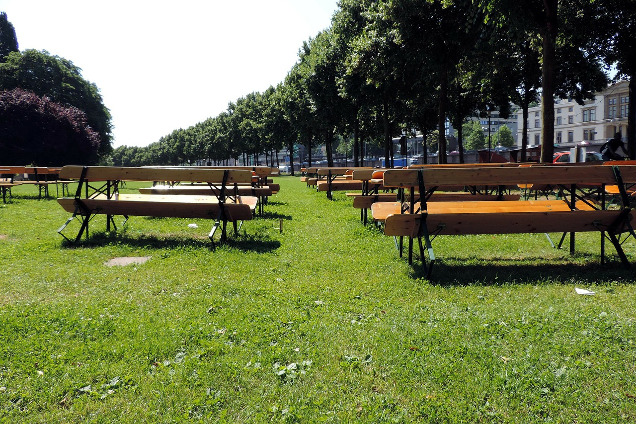 saarbrücken on the staden benches free photo