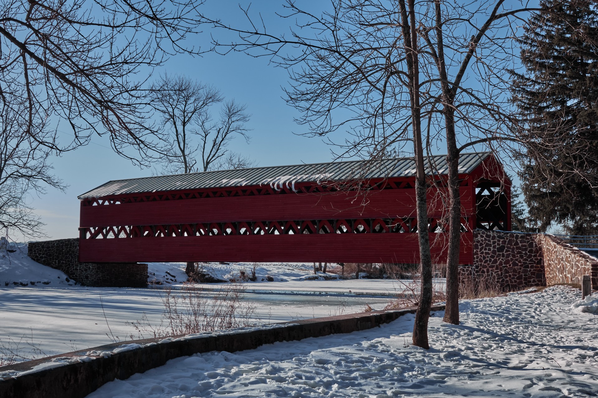 sach's covered bridge free photo