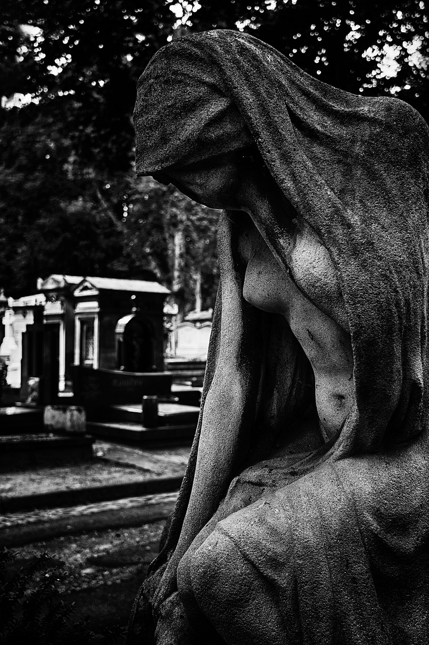 sacred art cemetery paris free photo
