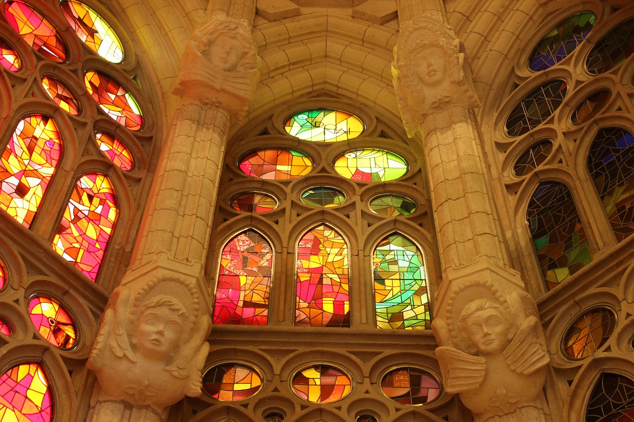 sagrada familia church free photo