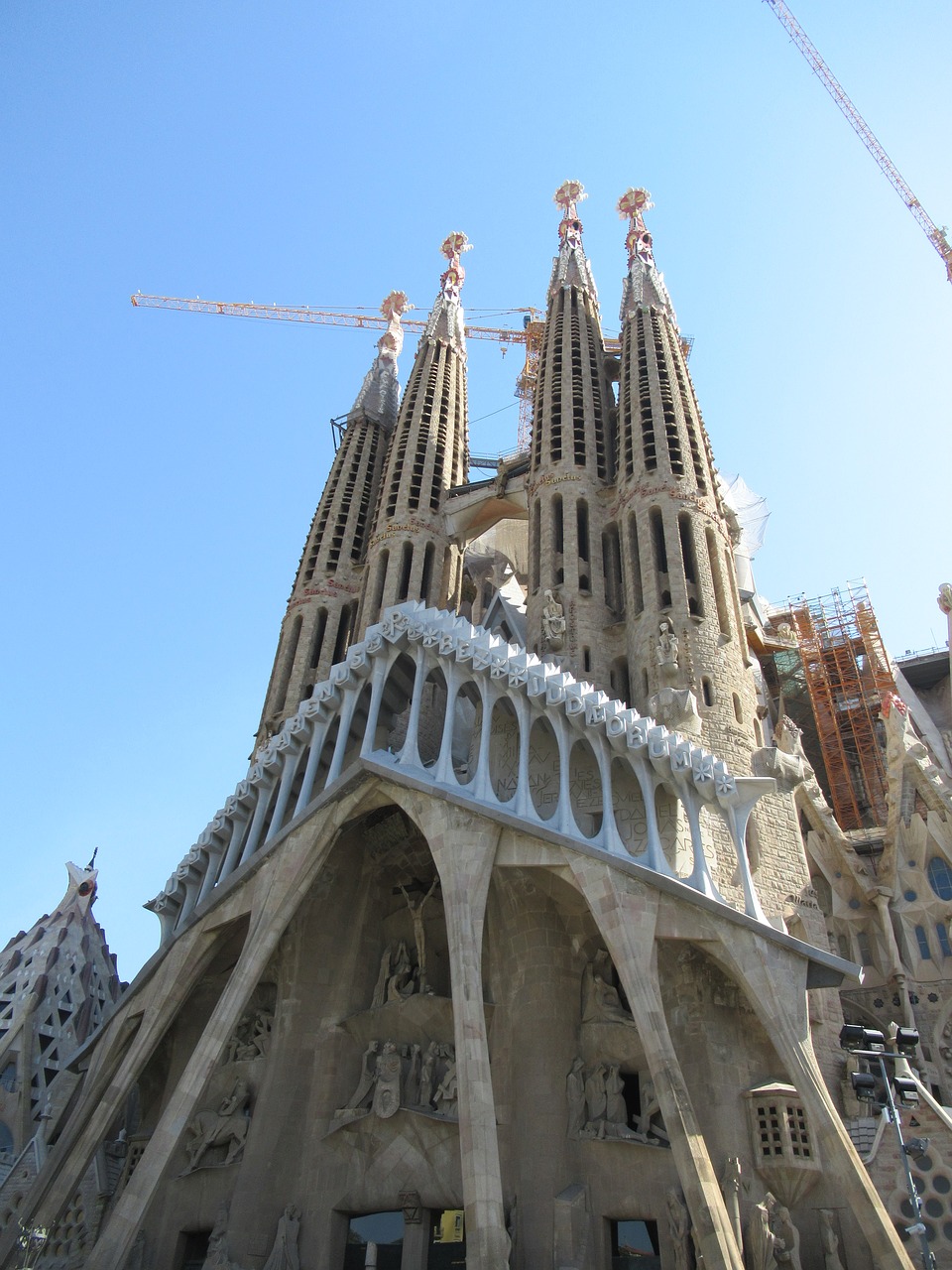 sagrada familia barcelona church free photo