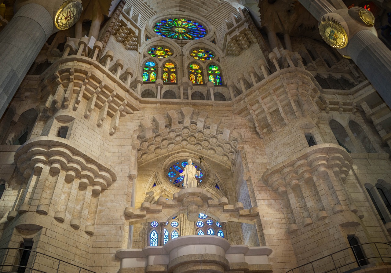 sagrada familia cathedral barcelona architecture free photo