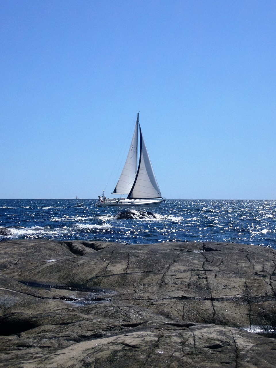 sail wind rock free photo