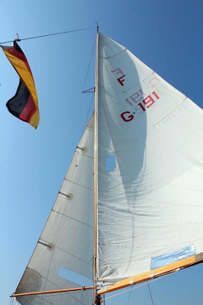 sail sailing boat fock free photo
