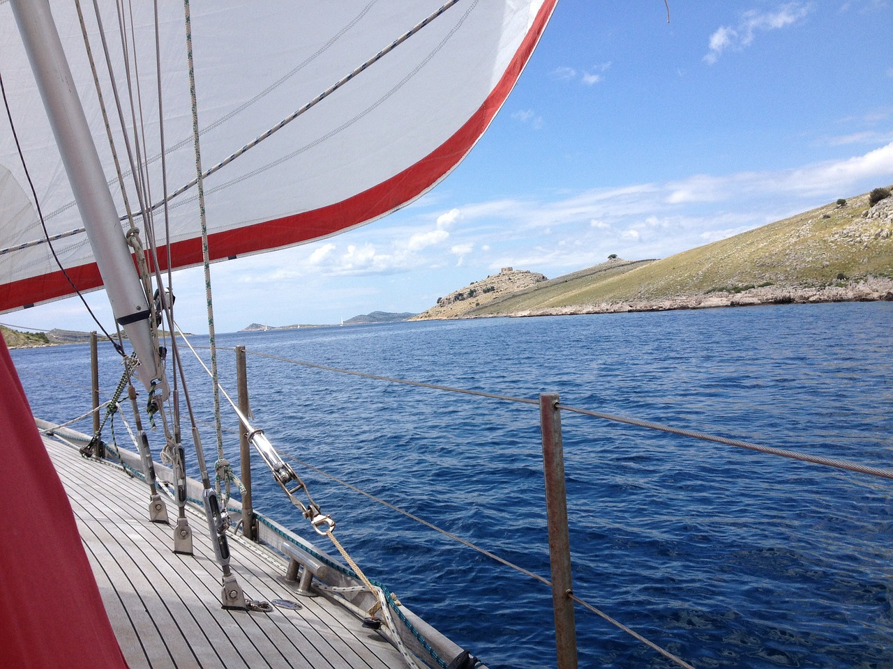 sail sailing boat spin acker free photo